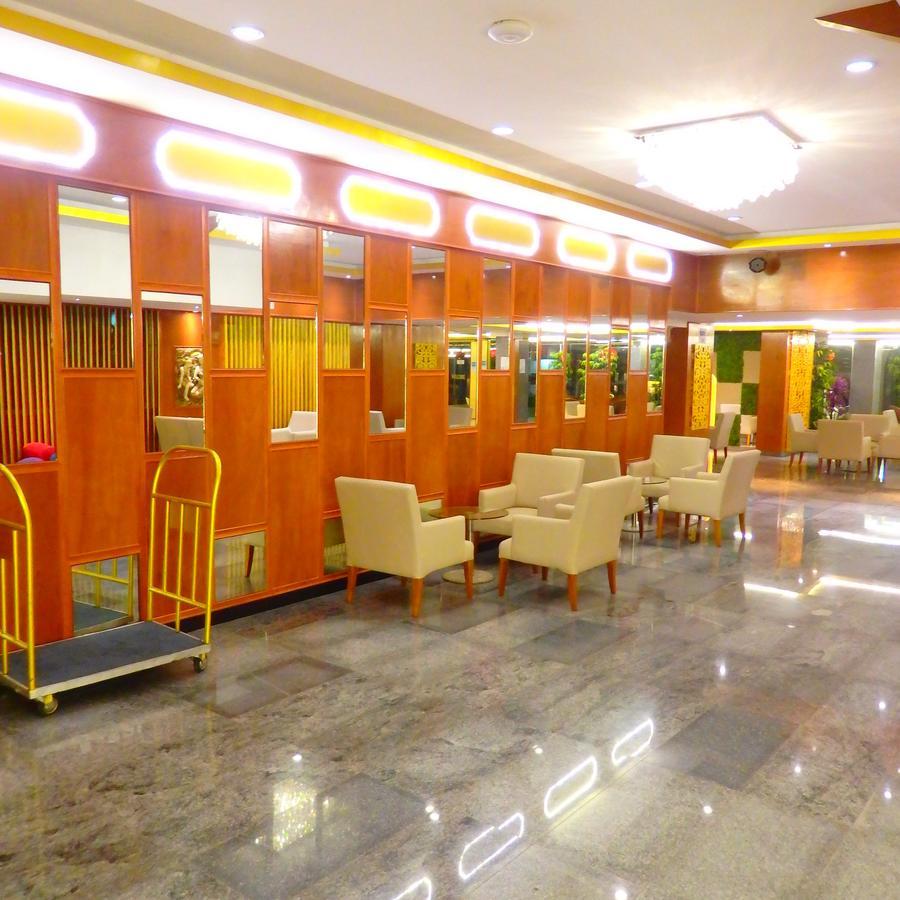 Pohseen Grand Palace Hotel Bangkok Kültér fotó