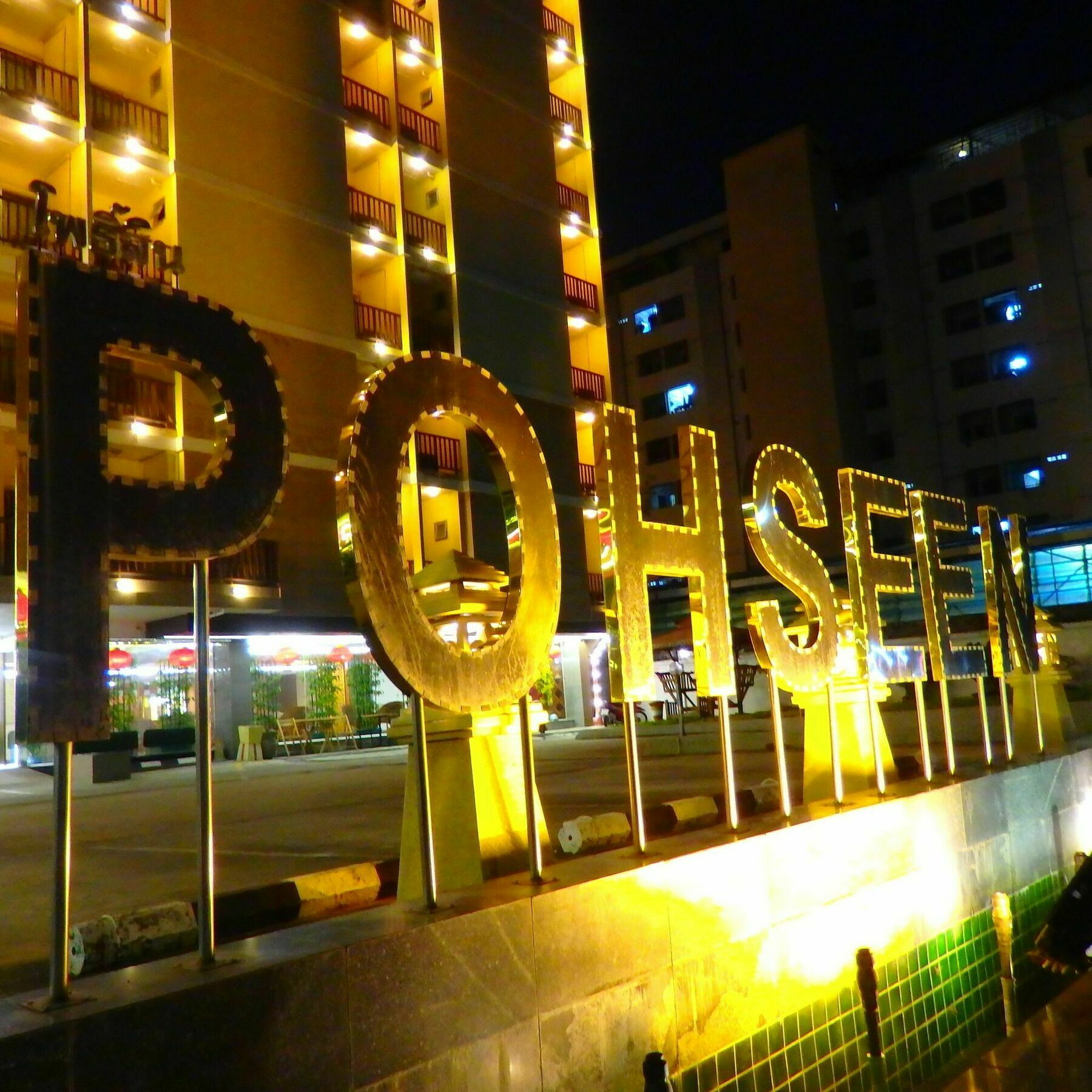 Pohseen Grand Palace Hotel Bangkok Kültér fotó